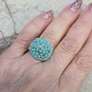 Elegant Turquoise Cluster Ring
